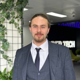 Кирилл Одиноков Кирилл Одиноков