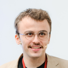 Дмитрий Ларин 